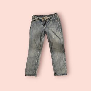 Women's Jag Jeans. Girlfriend Fit. 16/33